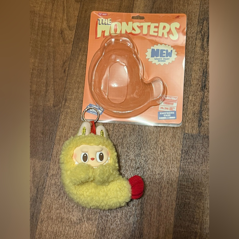 AUTHENTIC *customized * WACKY MARY LABUBU SHRIMP EARPHONE CASE Popmart